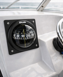 Kompasse & klassische Navigation.jpg